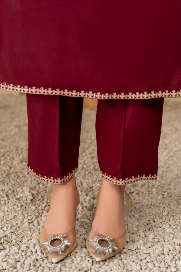 Crimson Snow - Image 5